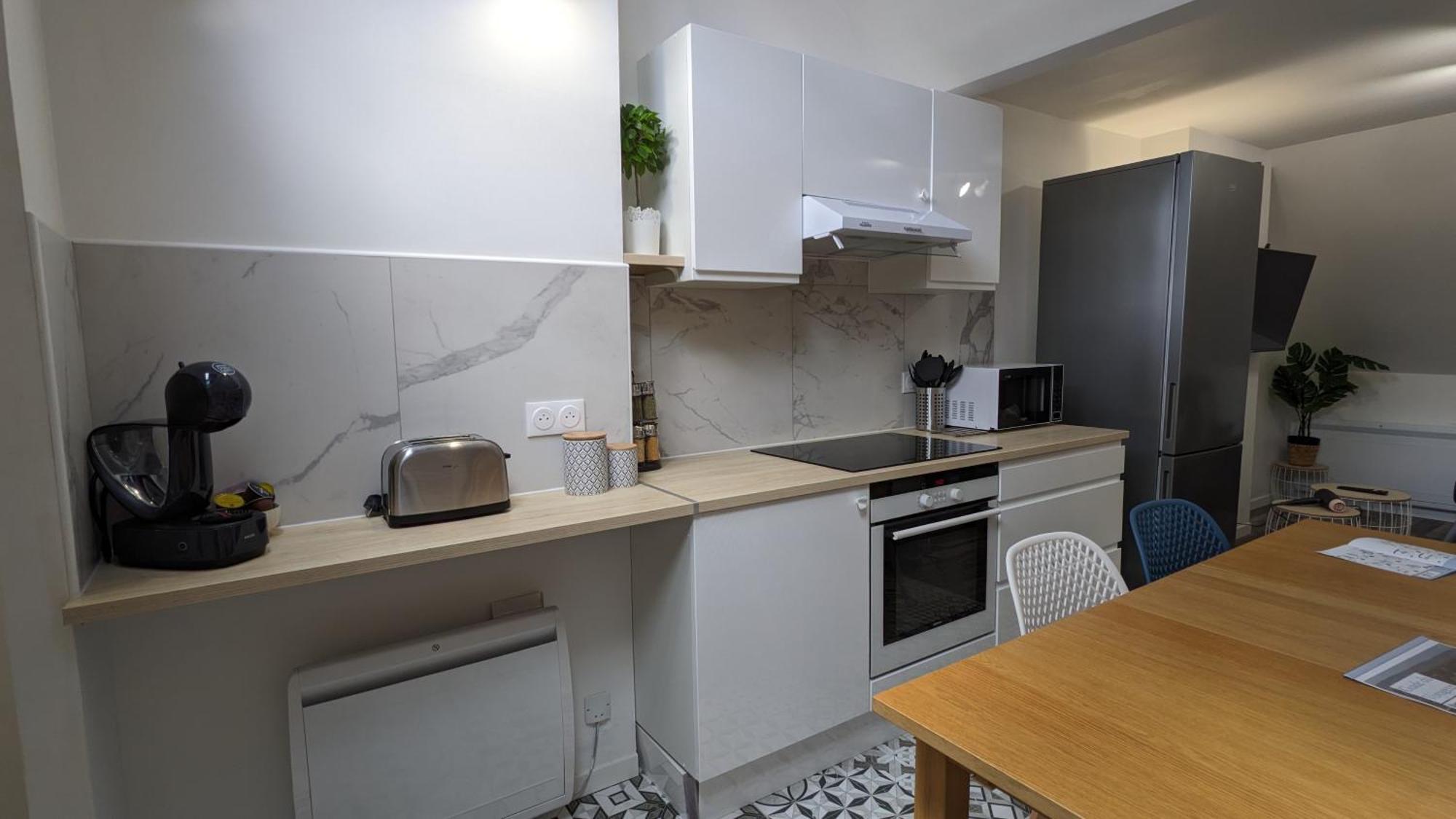 3 Appartements Premium Au Pied De La Cathedrale - Hypercentre Sens Quarto foto